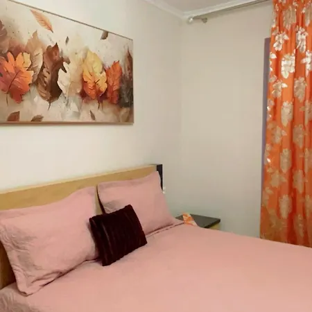 Apartment Blue Center